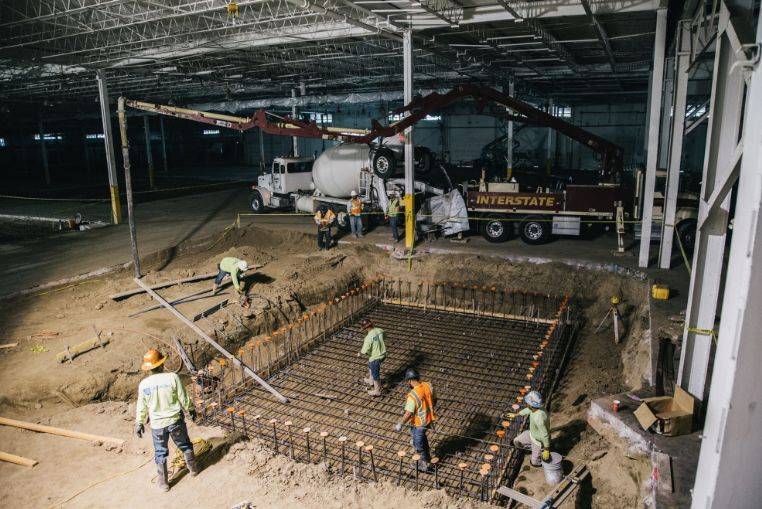 深圳通过挖路救GDP_深圳gdp曲线图(3)