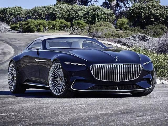 代表着奔驰未来"新豪华主义"设计的迈巴赫6,向人们表达奔驰"感性
