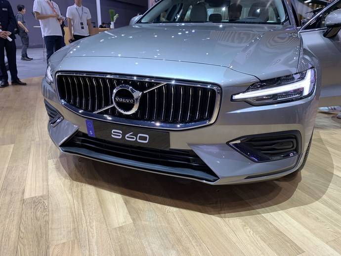 bba的老对手全新国产沃尔沃s60实拍