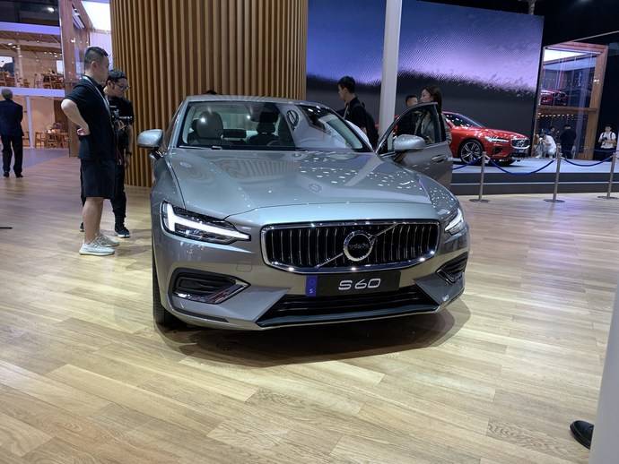 bba的老对手全新国产沃尔沃s60实拍