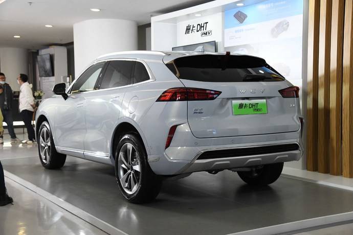 摩卡dht-phev是基于长城柠檬混动dht架构打造的插电混动中型suv,也是
