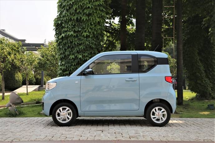 仅售3万起却有大惊喜试驾新一代国民神车五菱宏光miniev