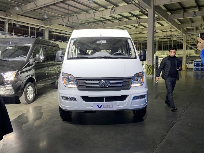 1088万元起上汽大通新款v80v90系列上市