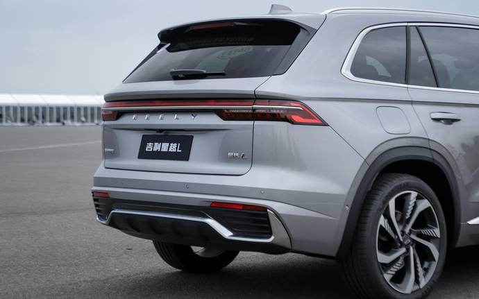 【抢先试驾】吉利星越l:重新定义紧凑型suv!