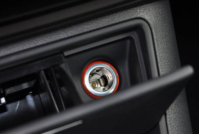 大众点烟器坏了怎么办