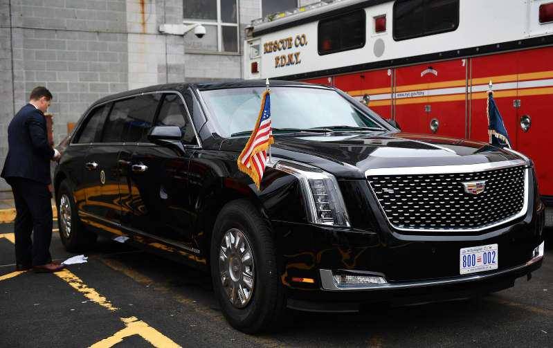 美国新任总统座驾陆军一号登场