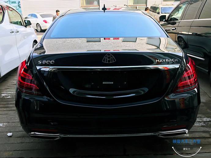 实拍迈巴赫s800北京仅一辆最贵最顶配的奔驰双色设计彰显尊贵