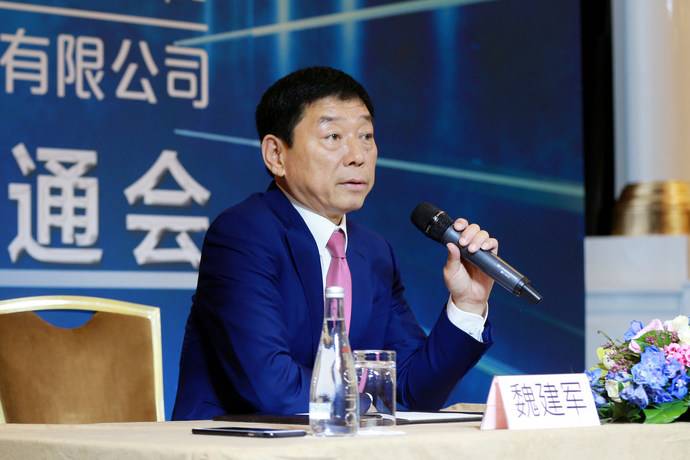 魏建军潇洒走一回创见