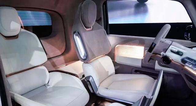 新宝骏e300是追求高品质智能生活年轻人的必需品?