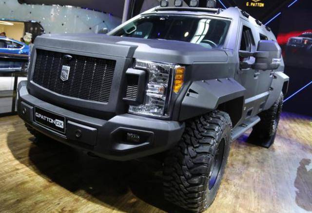 正宗大块头车长近6米配20英寸轮毂开它比大g回头率还高