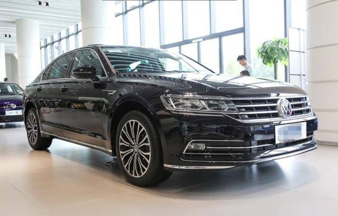 大众辉昂又降价落地24万开出100万的面子后悔e级买早了