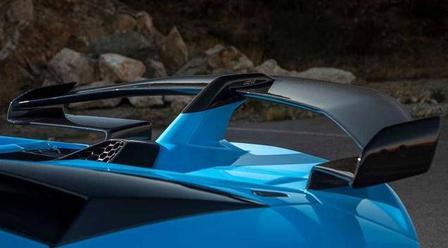 撕裂空气的6个经典跑车尾翼!