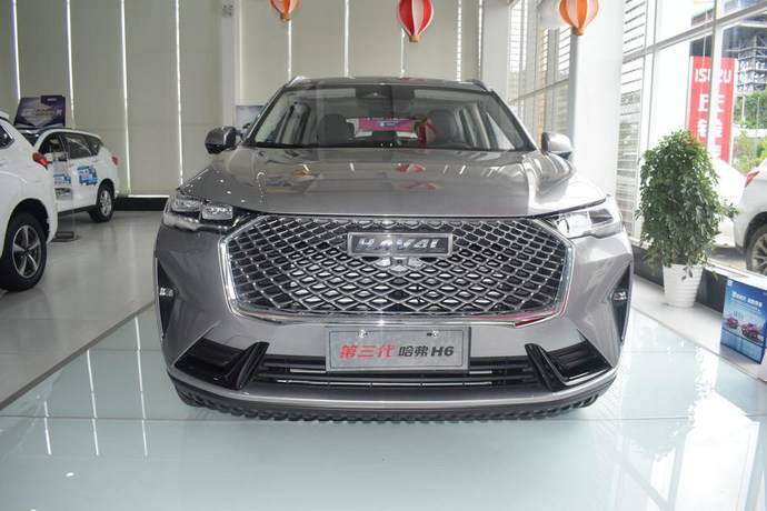 全新一代哈弗h6到店实拍,外观年轻,大气,内饰科技感足!-有车以后