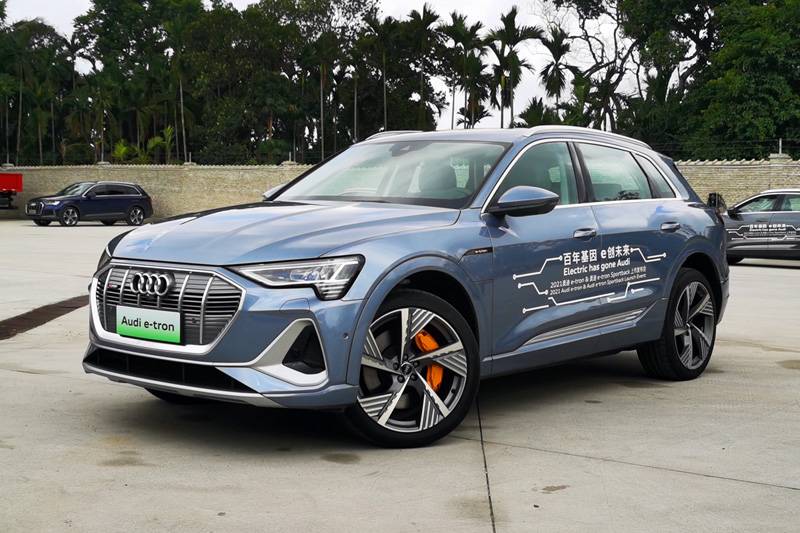 一汽大众奥迪etron家族上市售5468万元7188万元