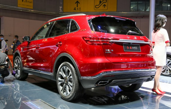 红旗hs5红色力量特别版亮相首秀轴距超2米8运动范更足