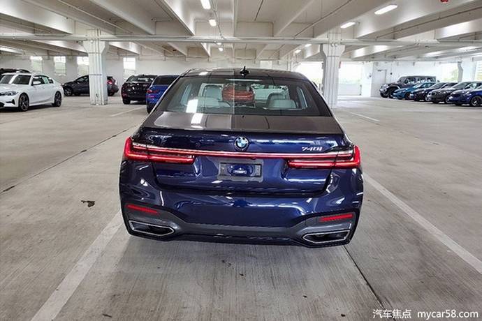 宝马全新740i海外实车曝光搭30t8at