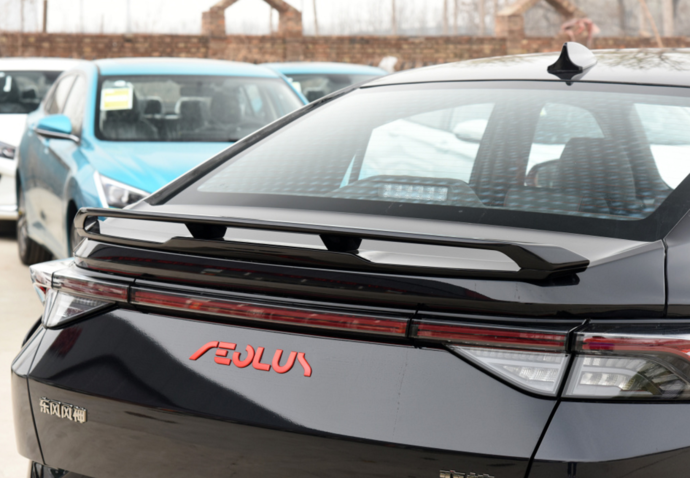 8万元享受赛道级操控家用运动皆可东风这次要逆袭