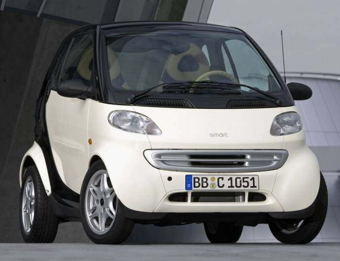 初代smart回顾出生就是城市通勤利器