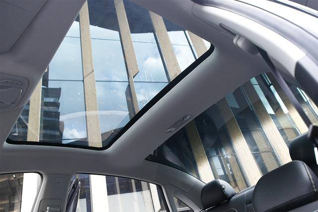 数字律动如何在轿车上演绎还有3㎡全景天幕荣威i6max设计解析