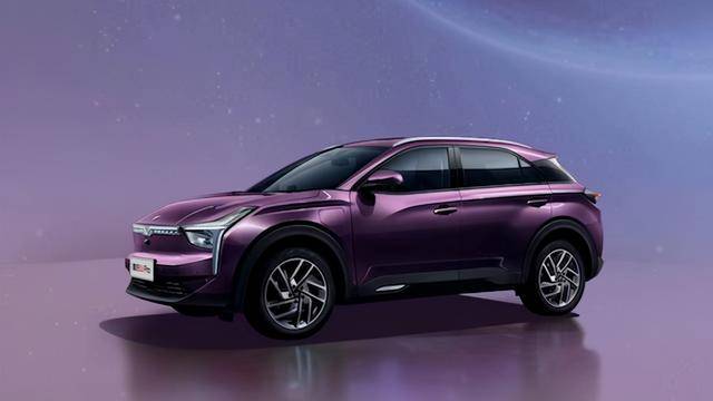 车展前瞻哪吒upro上市另有1100公里续航旗舰车型亮相