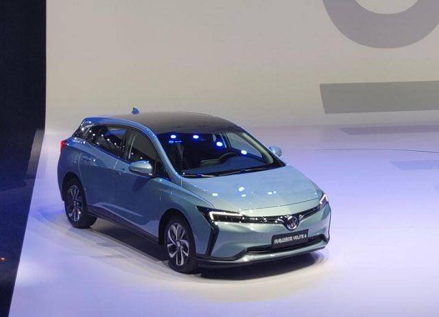 昂科拉家族及gl8avenir概念车亮相售价1658万起velite6别克之夜正式