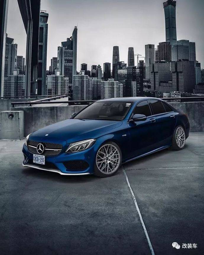 入门级别梅赛德斯-amg c43改装案例,你会选择低趴还是竞技?