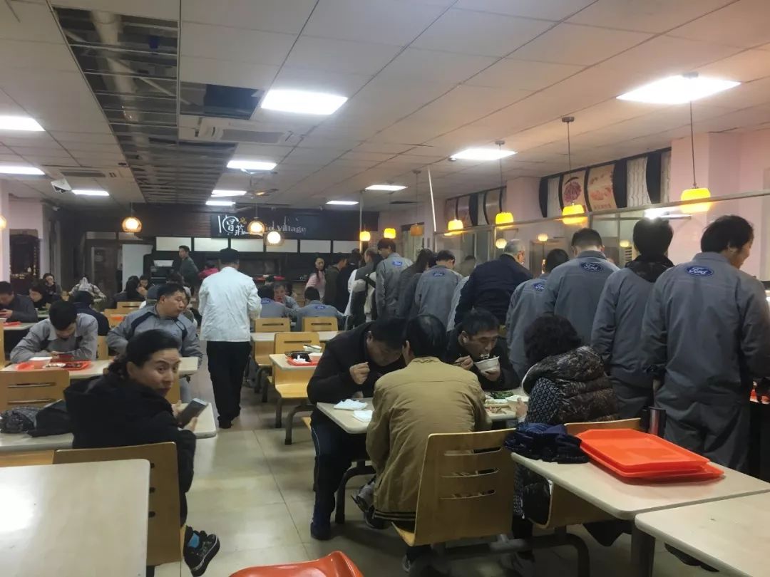 3天吃了7家店?魔都合资品牌4s店工作餐大横评