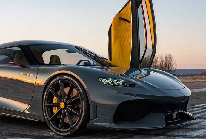 19秒破百售价1000多万史上最贵三缸车了解一下