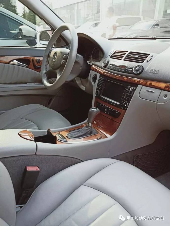 花乡看看"四眼仔"奔驰w211