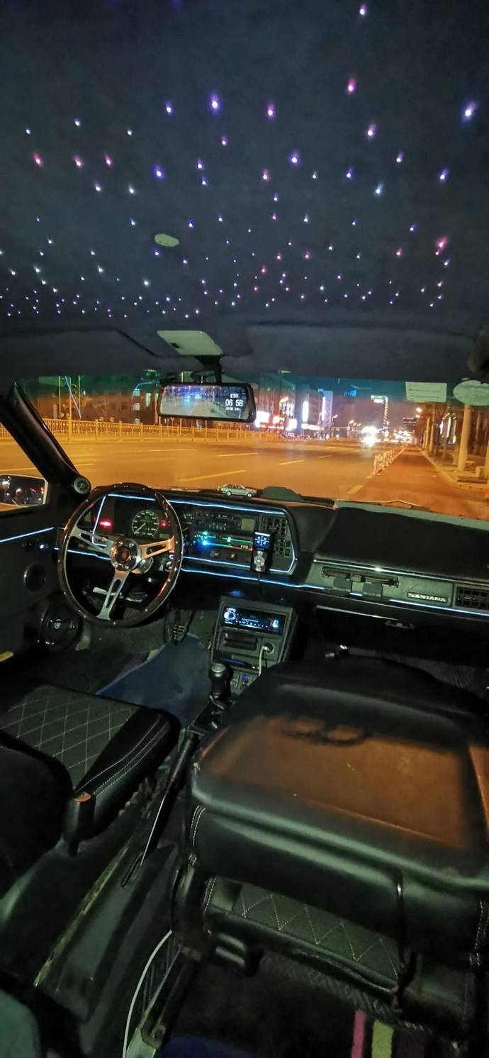 雾灯,海拉尾灯,以及我自己纯手工做的星空顶