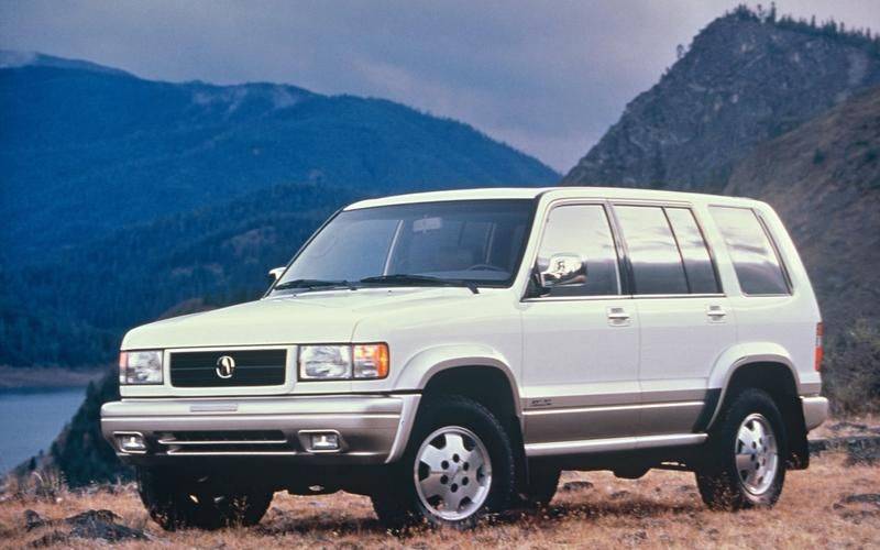 雷克萨斯lx 470(1996)雷克萨斯首款suv名为名为lx 470,脱胎于从丰田
