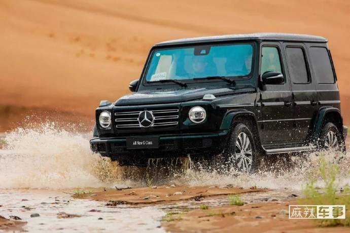 都是硬派越野的杰出代表在大g和牧马人之间你会站谁