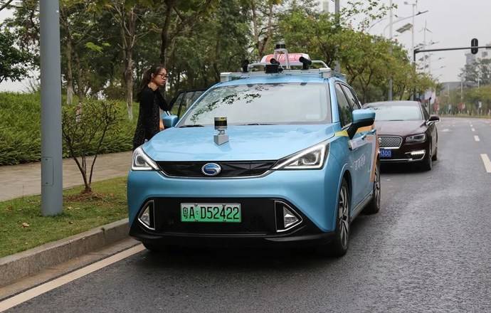 本次新闻的主角传祺ge3就是"广汽新能源"和"文远知行"合作之下的产物.