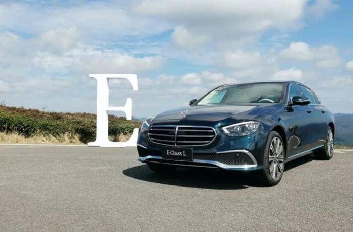 关于豪华,新款奔驰e级给年轻的我上了一课