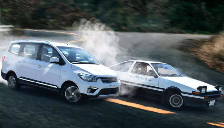 当我开着保时捷在高速路上被一辆五菱宏光超车时我在想什么