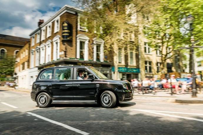 全新tx携手曹操为您提供更绿色低碳与优质高端的出行新体验