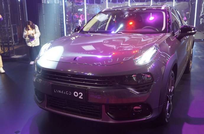 领克0220td高能版上市专属紫色车身网友帅爆了