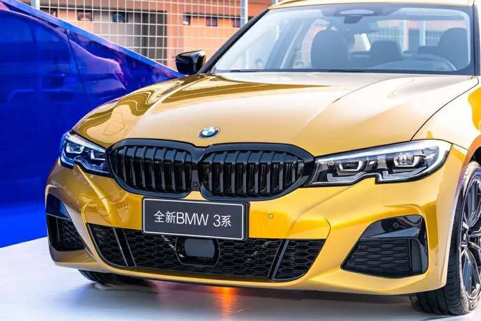 67枪炮与玫瑰宝马3系谁的挚爱新车