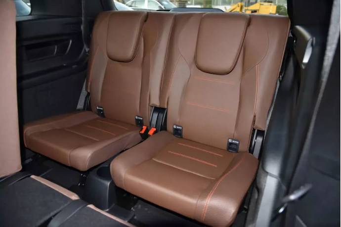 第三排空间就是个笑话30多万的奔驰glb有哪些优点和缺点