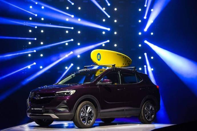 车威精选全新别克昂科威gx上市售价1559万元起顶配9at四驱