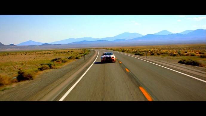 再啰嗦一句,哪怕冲着里面美国的公路美景,也值得一看.