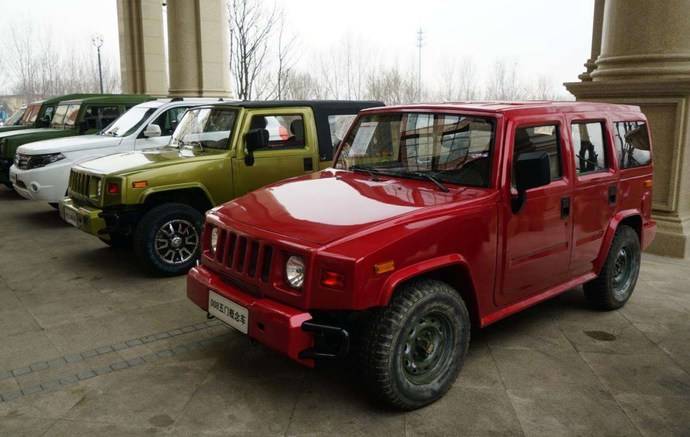 然而并不是,生产212的北汽制造和设计concept500的北京汽车是同属同一