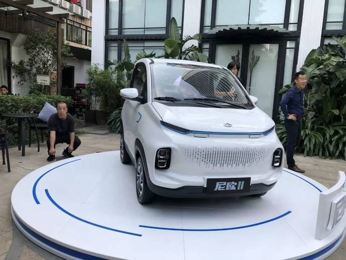 第一台代步车长安欧尚全新纯电动尼欧ii实拍