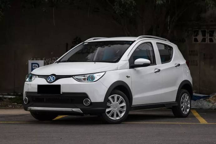 都提升到了300公里左右,这让续航只有162公里的北汽ec系列相形见绌