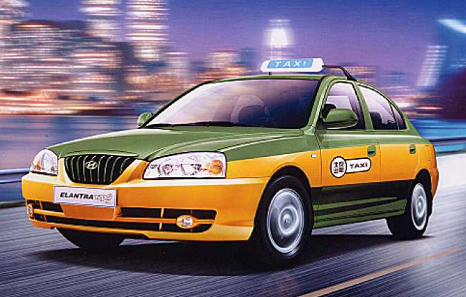 代的伊兰特出租车,再到第四代,第五代,第六代车型分别对应的悦动,朗动