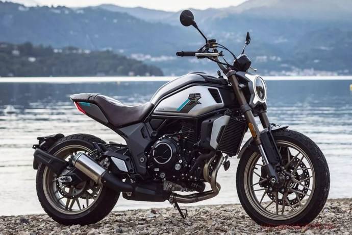 春风700cc复古车有多少人在等这杯国产咖啡