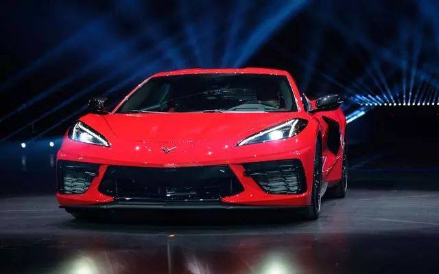 新一代五菱超跑登场中置后驱850马力还有可拆卸敞篷