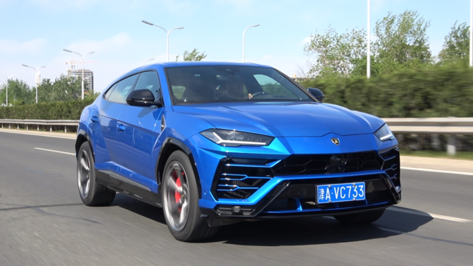 兰博基尼urus这头"野牛",养它真的很烧钱吗