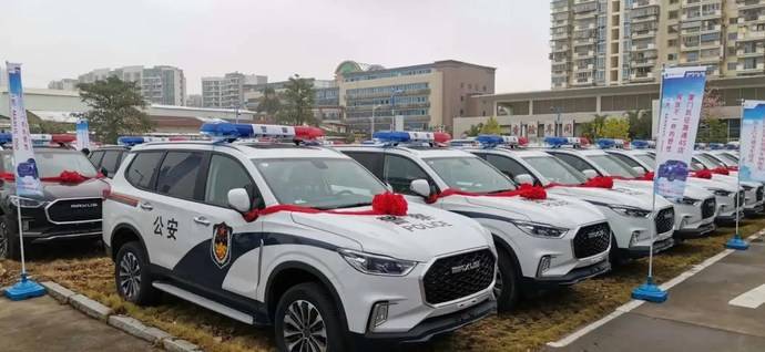 中国人民警察节你把安全感给他我把安全感给你