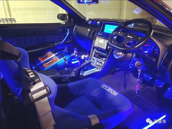 车迷为致敬保罗沃克复刻出速度与激情涂装的日产gtrr34